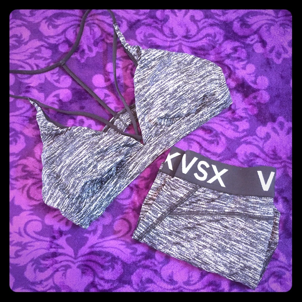 Matching Victoria’s Secret Work Out Set